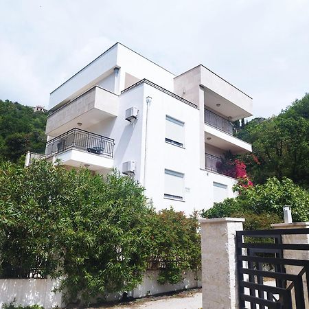 Apartments Villa Simonovic Petrovac ภายนอก รูปภาพ