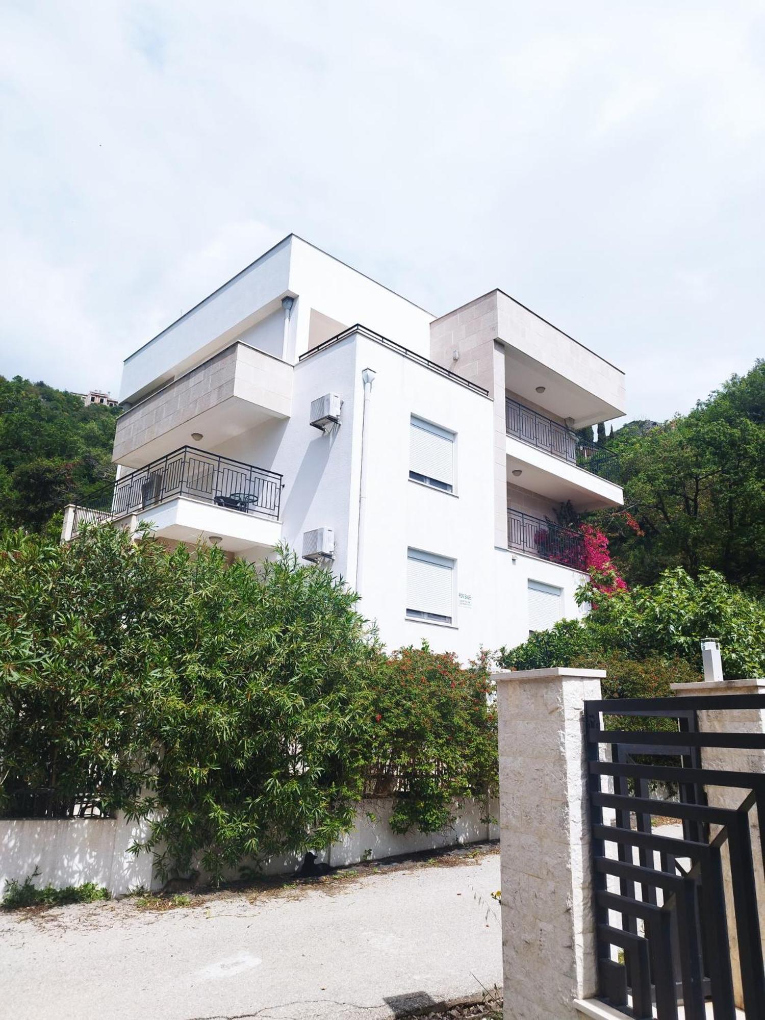 Apartments Villa Simonovic Petrovac ภายนอก รูปภาพ