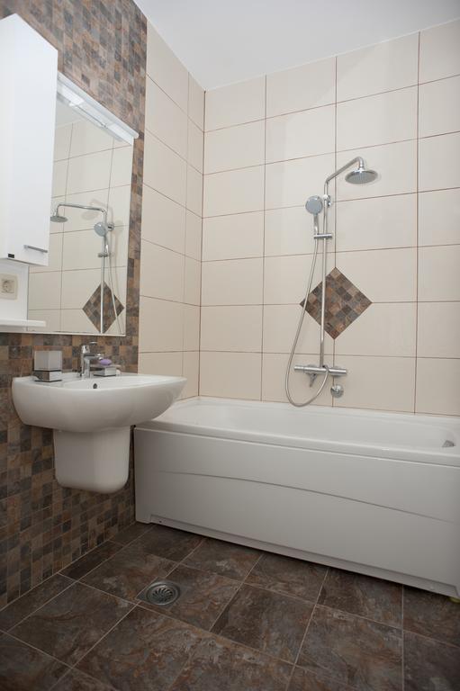 Apartments Villa Simonovic Petrovac ภายนอก รูปภาพ