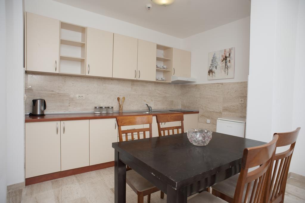 Apartments Villa Simonovic Petrovac ภายนอก รูปภาพ