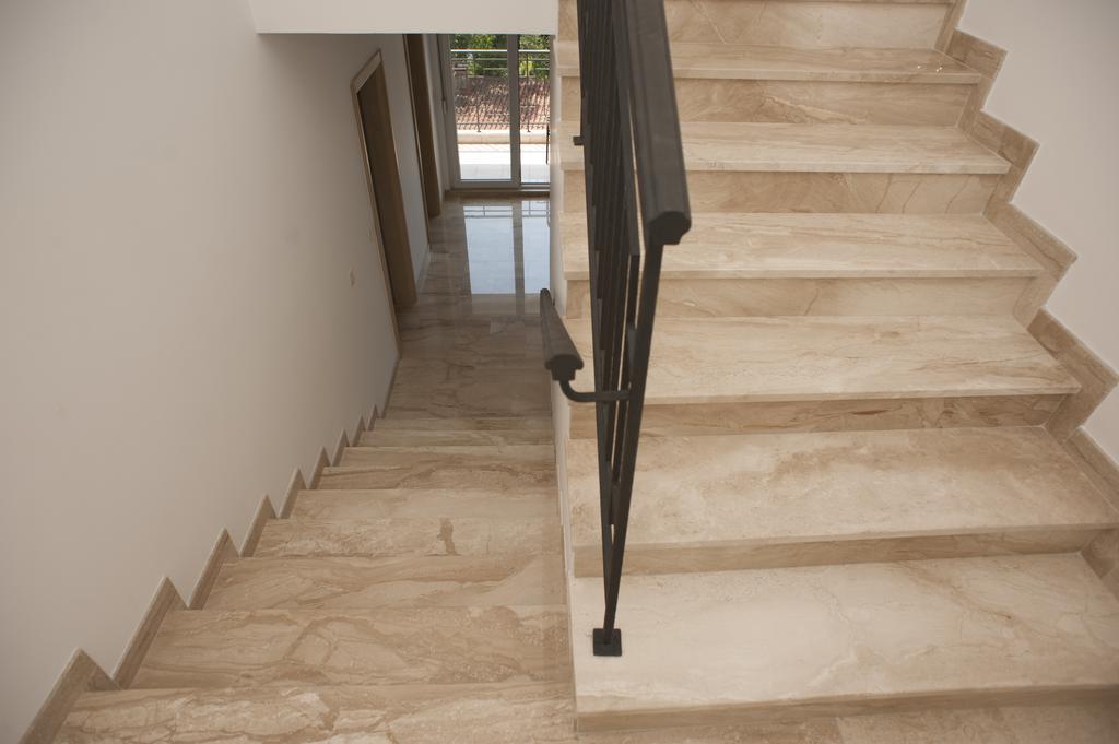 Apartments Villa Simonovic Petrovac ภายนอก รูปภาพ