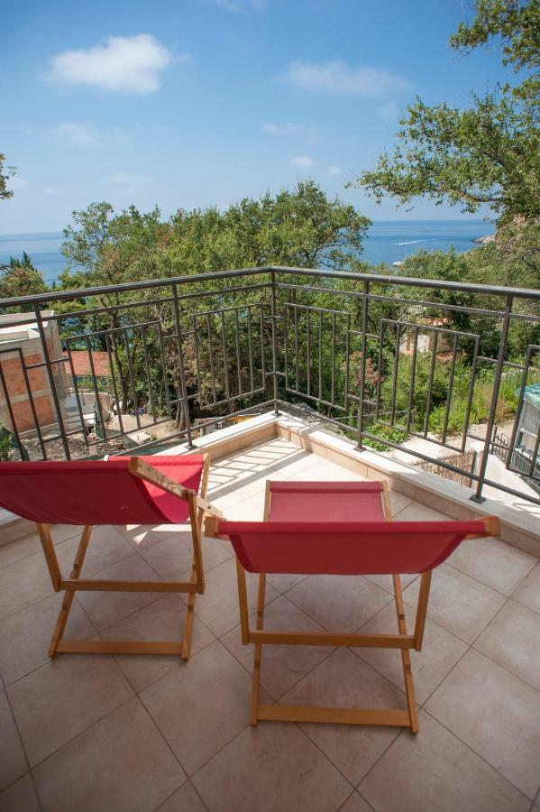Apartments Villa Simonovic Petrovac ภายนอก รูปภาพ